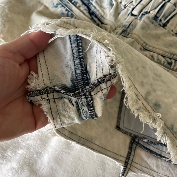 Sea New York Birdie Light Blue Jean Shorts - Picture 12 of 13